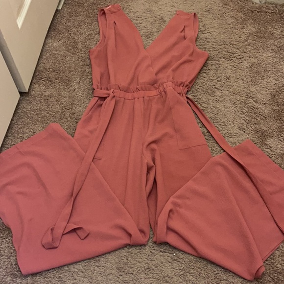 Peach one piece with elastic draw strings - Picture 2 of 3